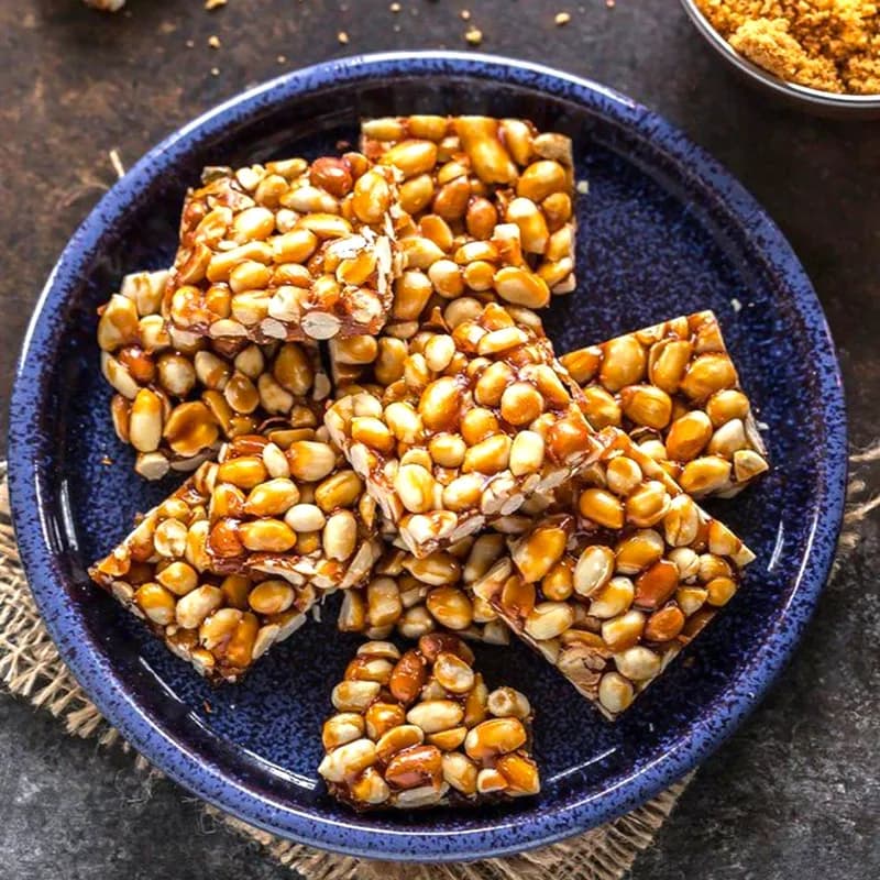 Crushed Peanut Chikki / Crushed Peanut Brittle