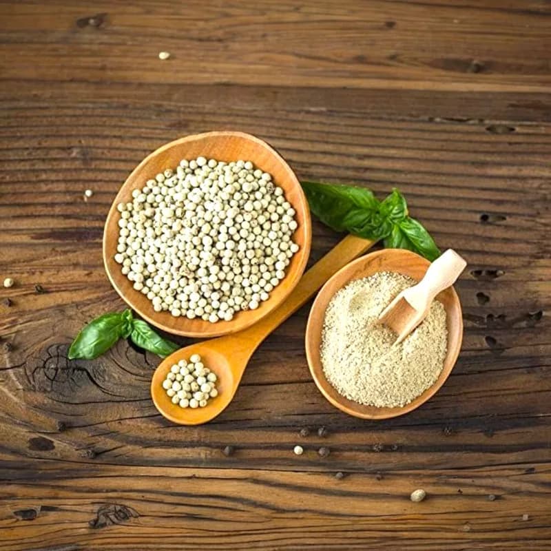 White Pepper / Tella Miriyalu